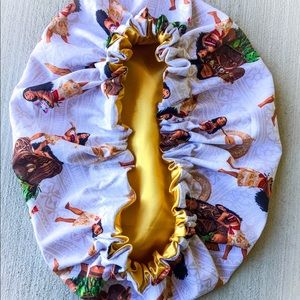 Disney’s Moana Satin Lined Bonnet